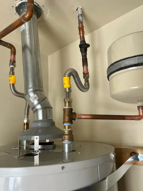 Water heater installation and plumbing repair in Carthage
